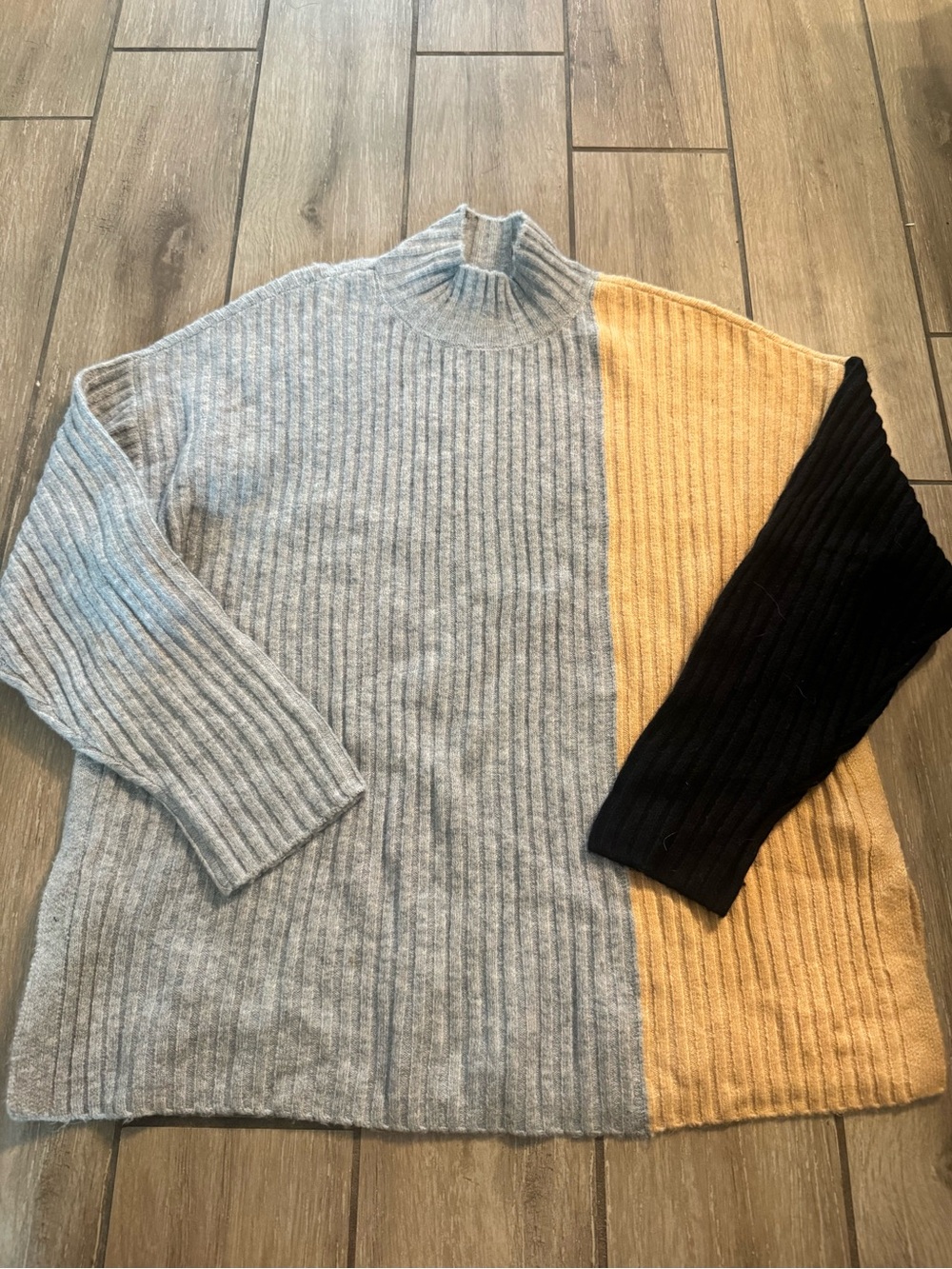 Calvin Klein Ribbed Colorblock Turtleneck Sweater - Gray, Orange& Black